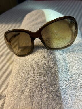 Tom Ford Women's Brown Gradient Oversized Sunglasses